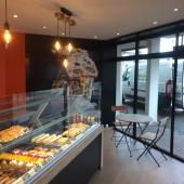 Atlantic'D�cor Baie vitr�e en alu: mise en peinture (noire) compris couche d'accrochage